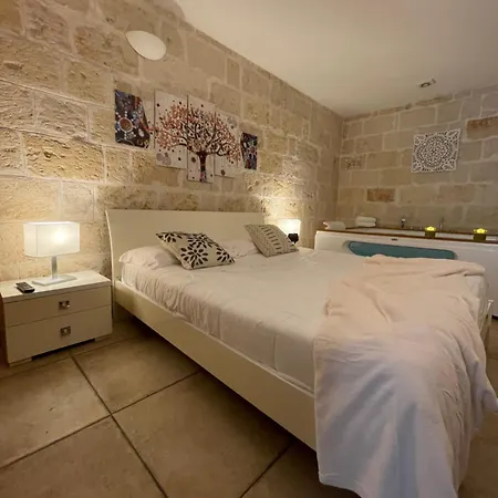 La In Centro Con Vasca Idromassaggio - Relax & Apartment